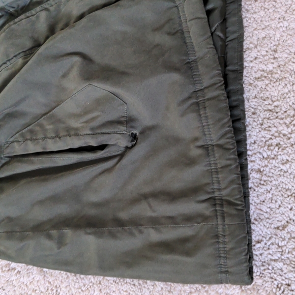 Bass Co. women's army green medium utility jacket - Picture 8 of 9